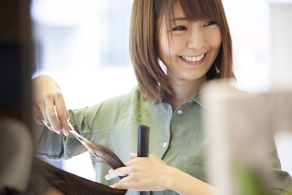 お店に来店するお客様のサービス満足度を向上させる仕組み